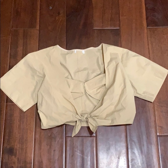 A.L.C. Levine front tie top nwot - Picture 3 of 3